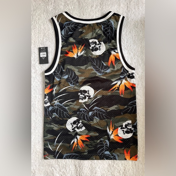 NWT Men Boys . Sleeveless . Size XS - Picture 3 of 9